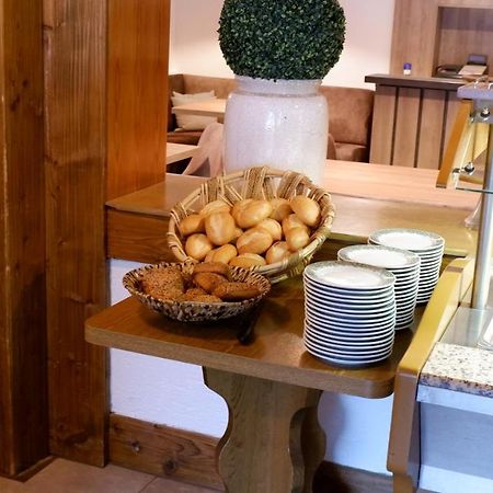 Hotel-Pension Zum Paradies Willingen  Esterno foto