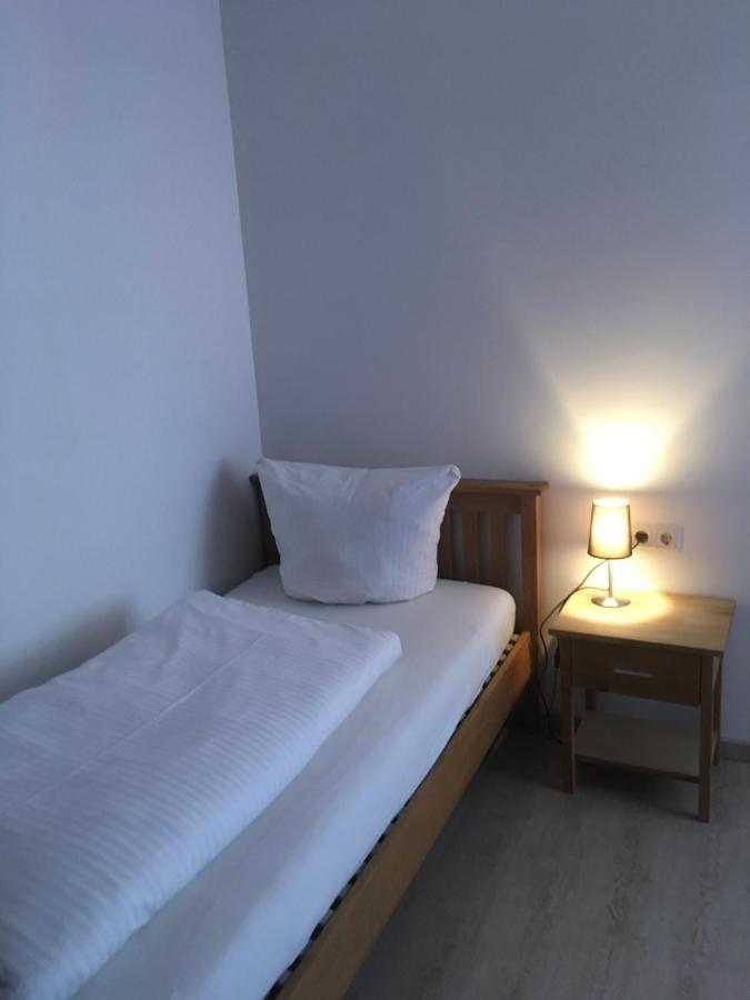 Hotel-Pension Zum Paradies Willingen  Esterno foto