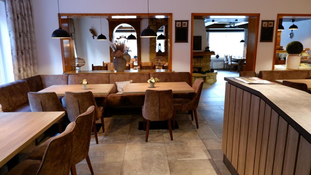 Hotel-Pension Zum Paradies Willingen  Esterno foto